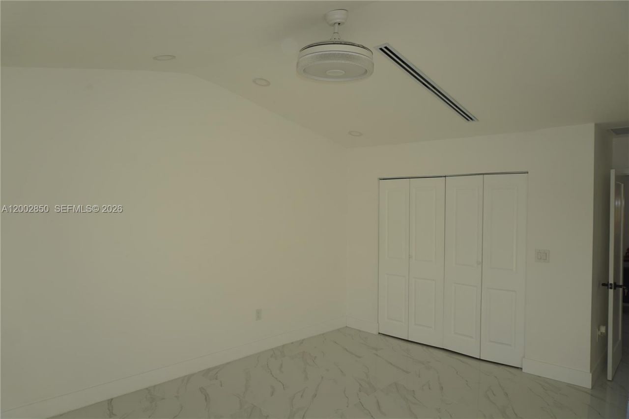 15614 SW 110th Ter , Miami, FL 33196 Photo