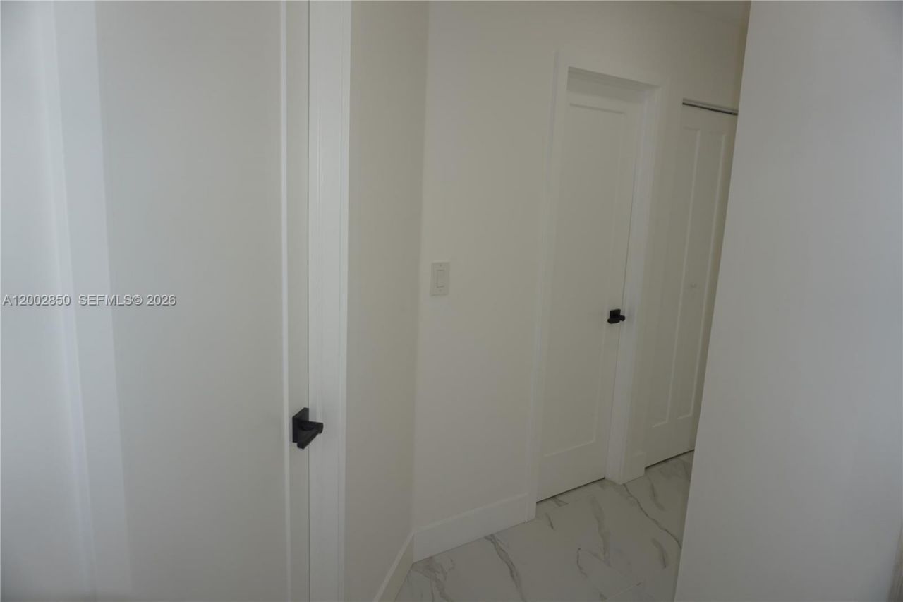 15614 SW 110th Ter , Miami, FL 33196 Photo