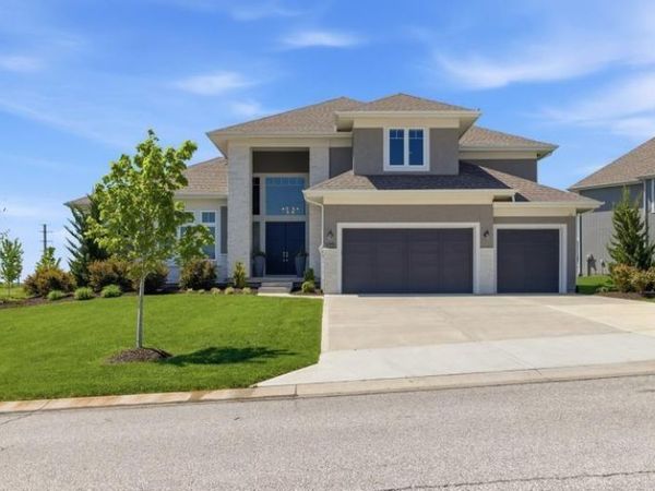 15640 Delmar Street, Overland Park, KS 66224