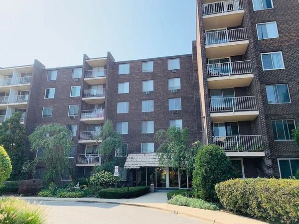 225 S Rohlwing Road , Unit 518, Palatine, IL 60074