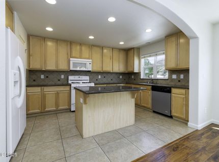 7680 Stone Bluff Way, Reno, NV 89523 Photo