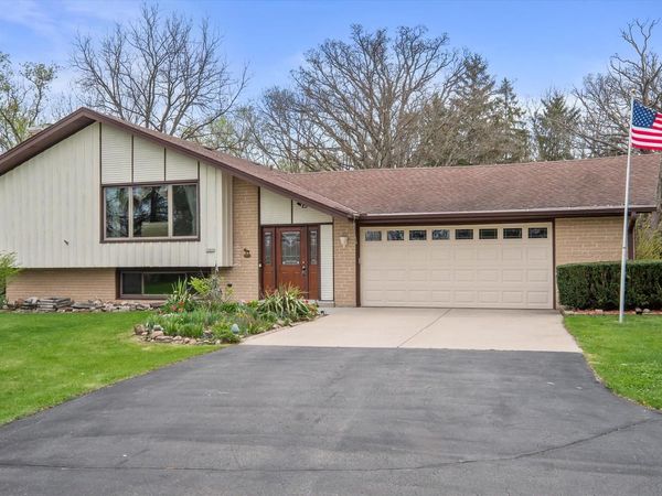 10456 92nd STREET, Franklin, WI 53132