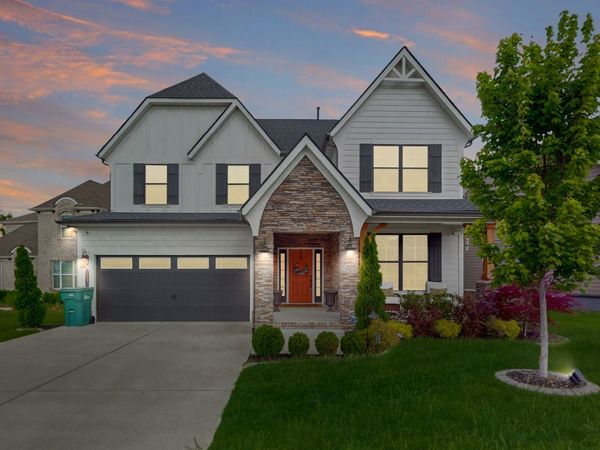 14 Bristol Ct, Lebanon, TN 37090