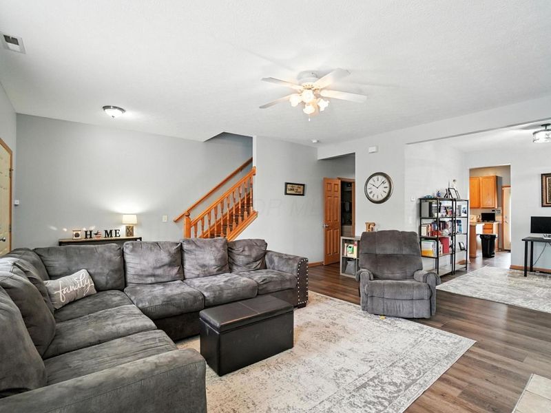 3625 Graybeck Drive, Columbus, OH 43204 Photo 3
