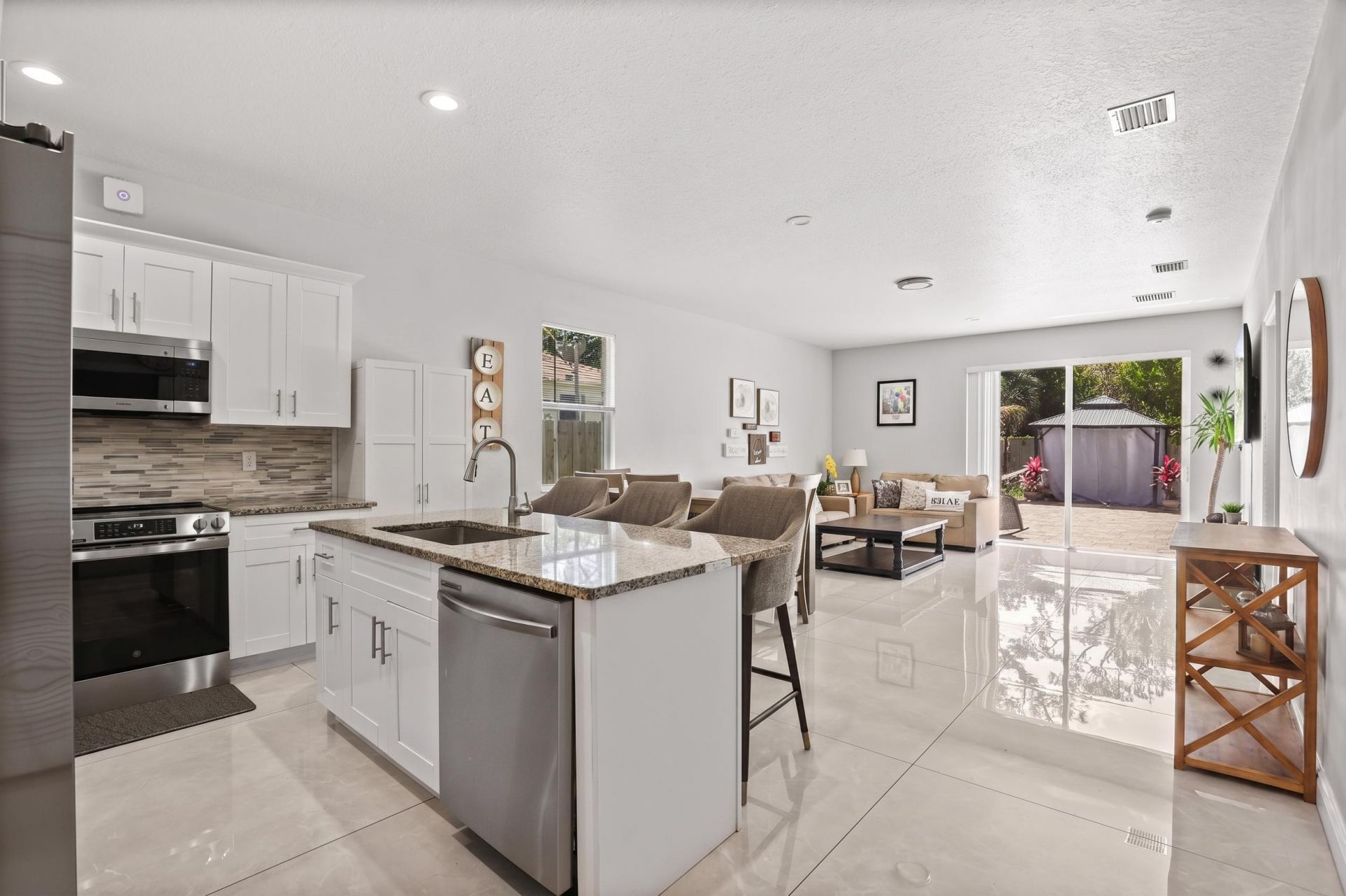 461 Swain Boulevard, Greenacres, FL 33463 Photo