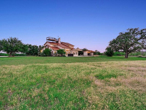 312 Paleface Point DR , Spicewood, TX 78669