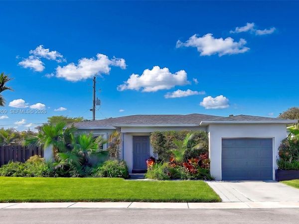 234 SE 3rd Ter, Dania Beach, FL 33004