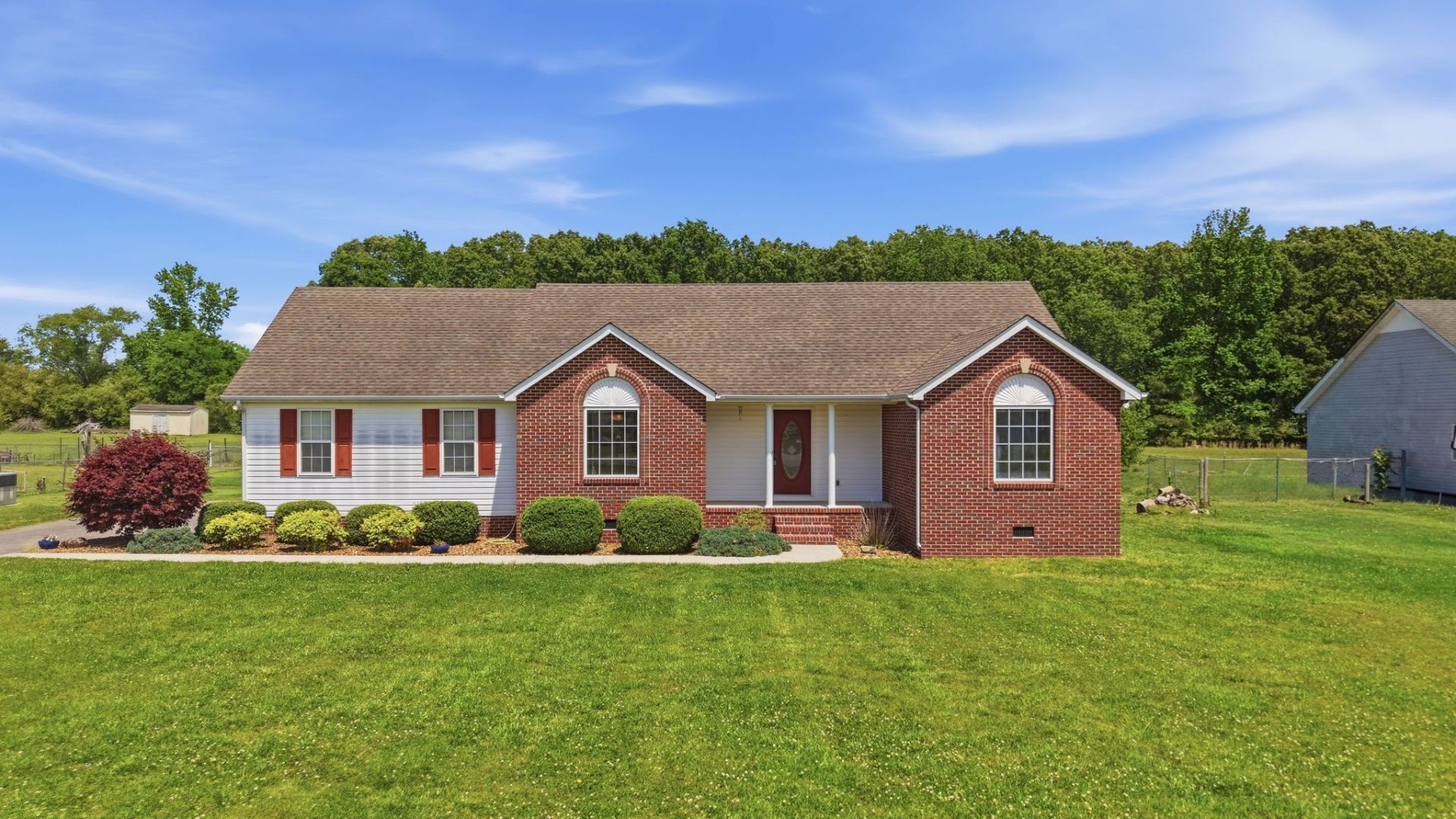115 Linda Ln, Tullahoma, TN 37388 Main Photo