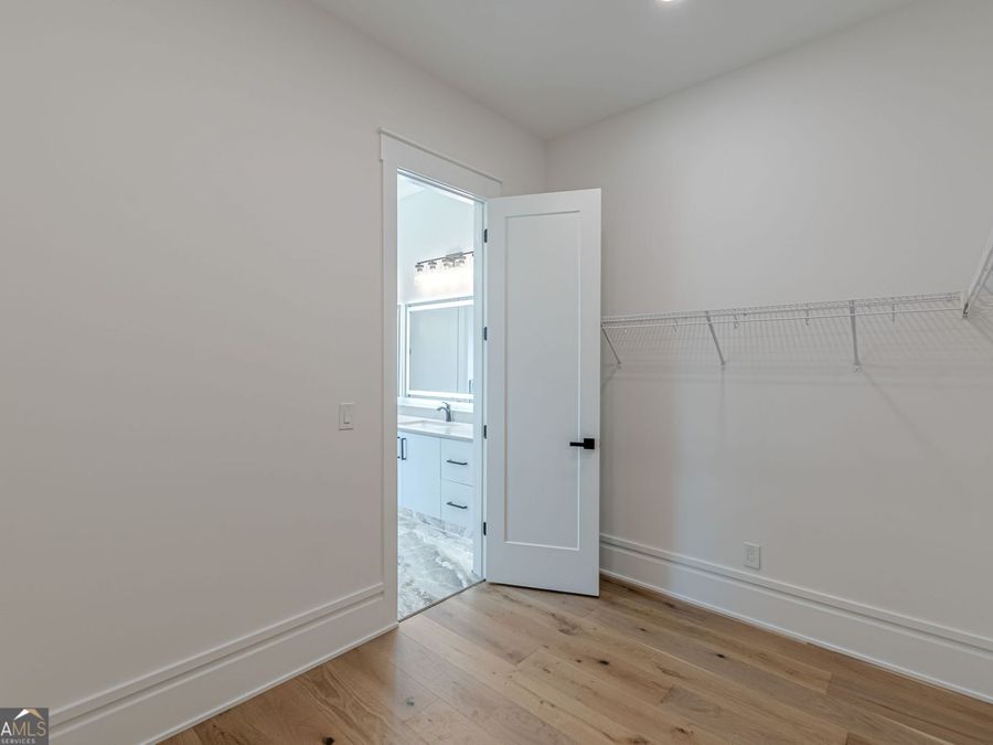 Property Image 116