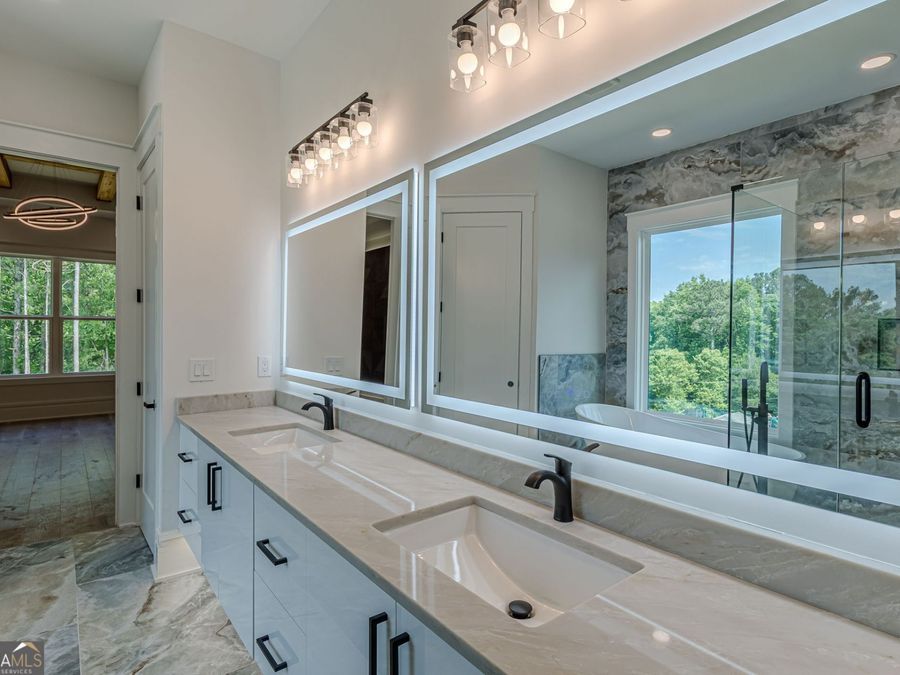 Property Image 117