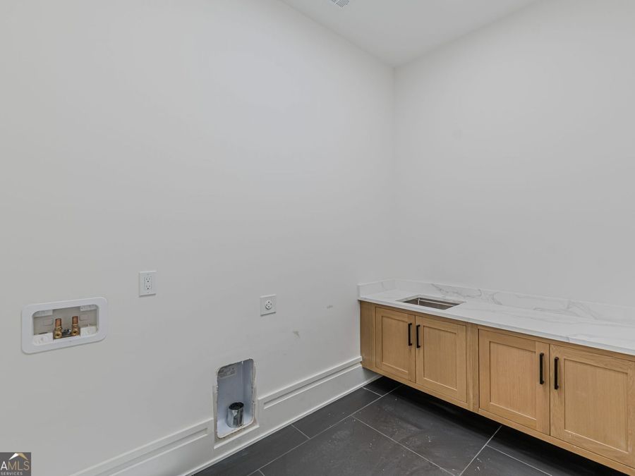 Property Image 118
