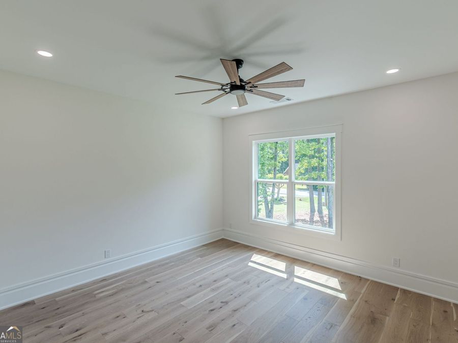 Property Image 119