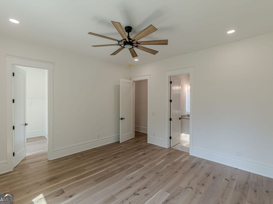 Property Image 121