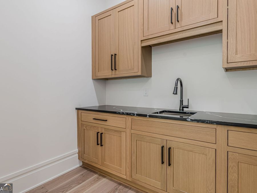 Property Image 130