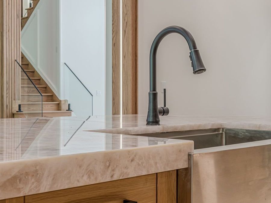 Property Image 148