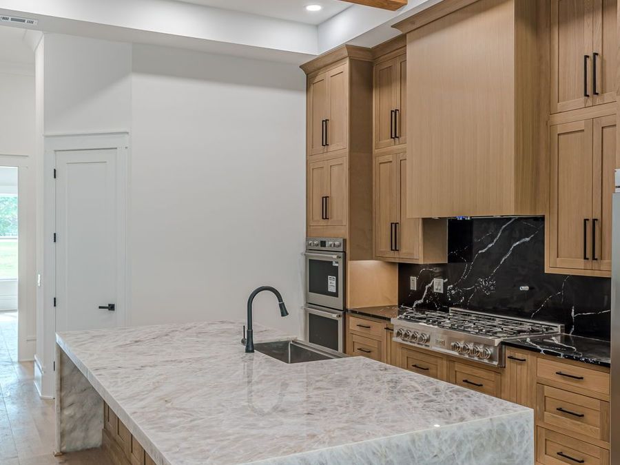 Property Image 153