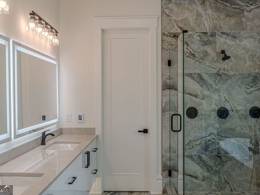Property Image 189