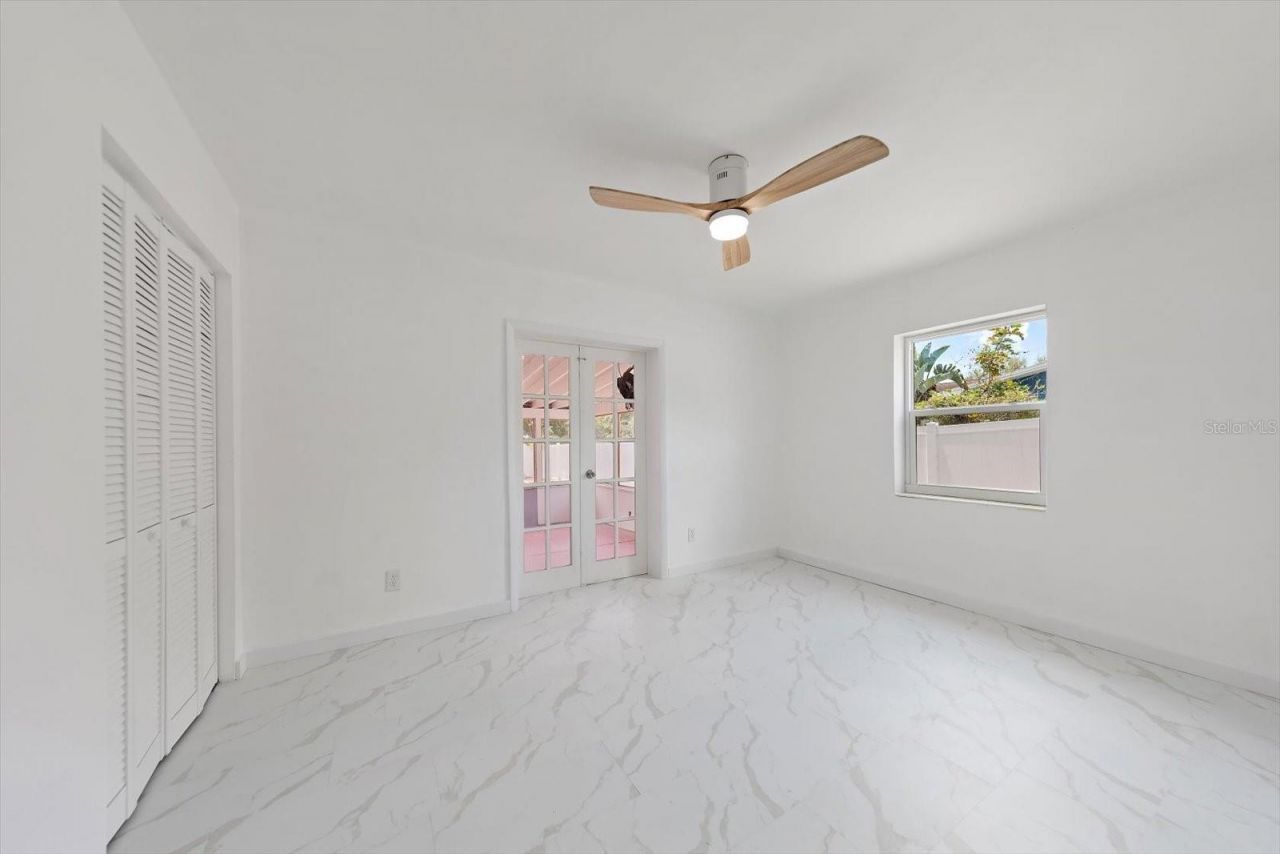 11012 52nd Avenue N, Saint Petersburg, FL 33708 Photo