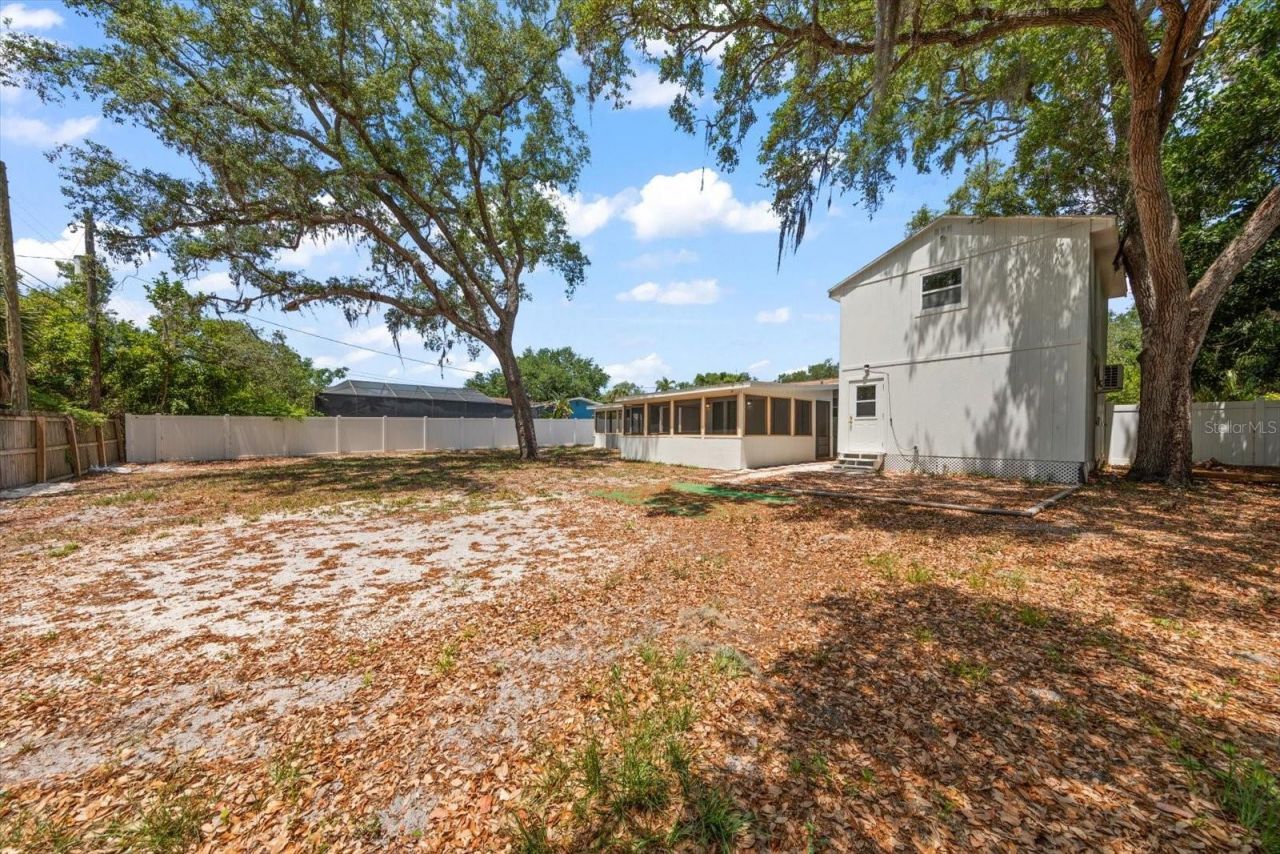 11012 52nd Avenue N, Saint Petersburg, FL 33708 Photo