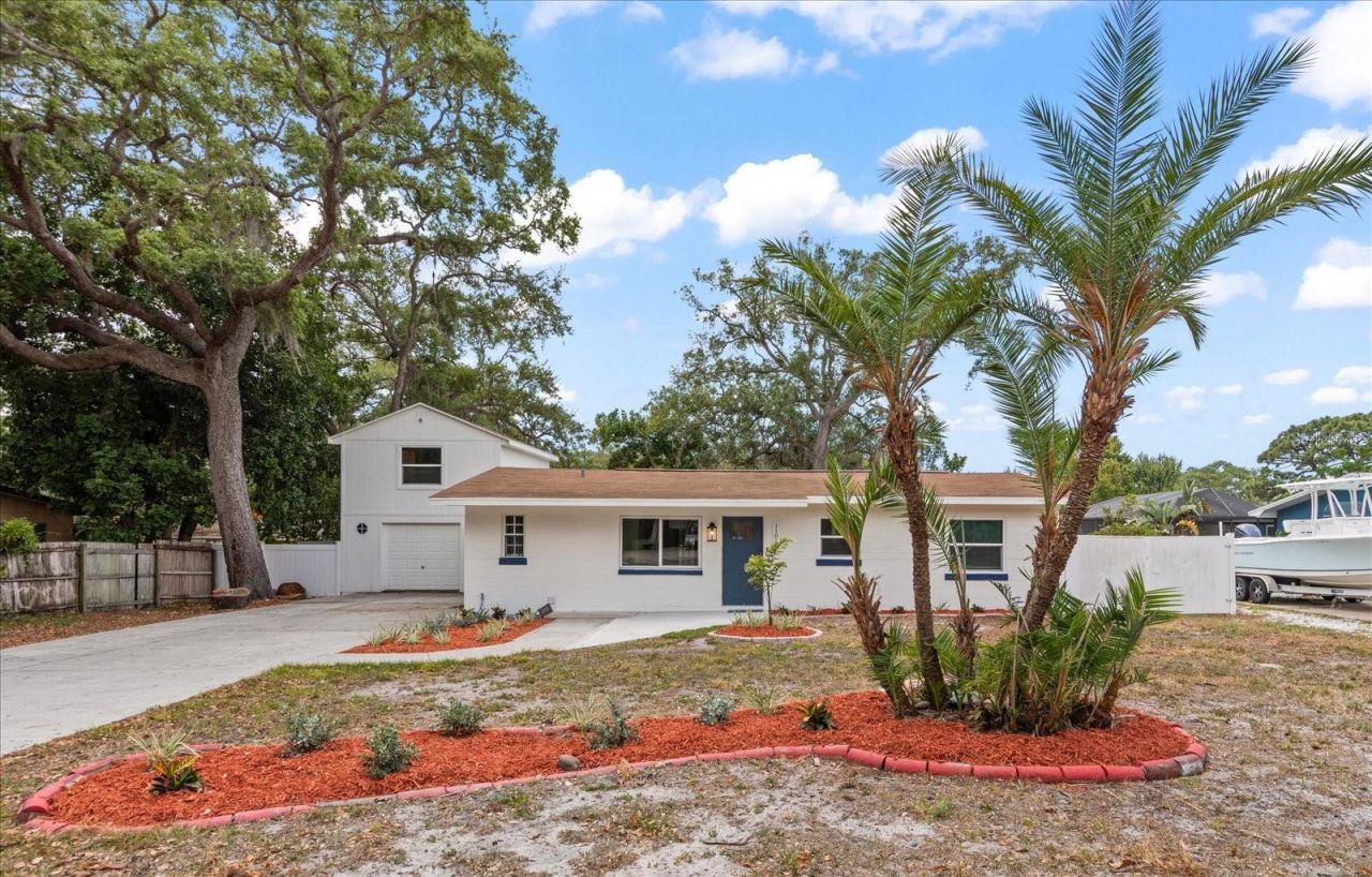 11012 52nd Avenue N, Saint Petersburg, FL 33708 Photo