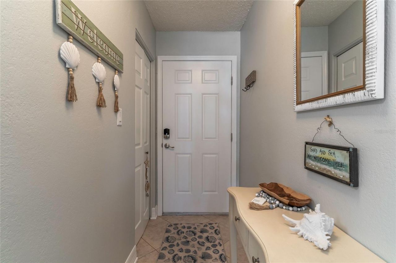 708 Gulf Boulevard , Unit D, Indian Rocks Beach, FL 33785 Photo