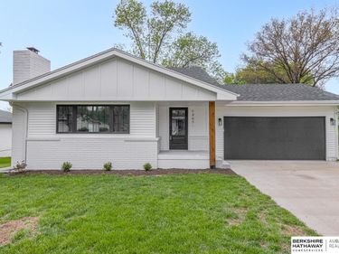 1307 N Birch Street , Wahoo, NE 68066