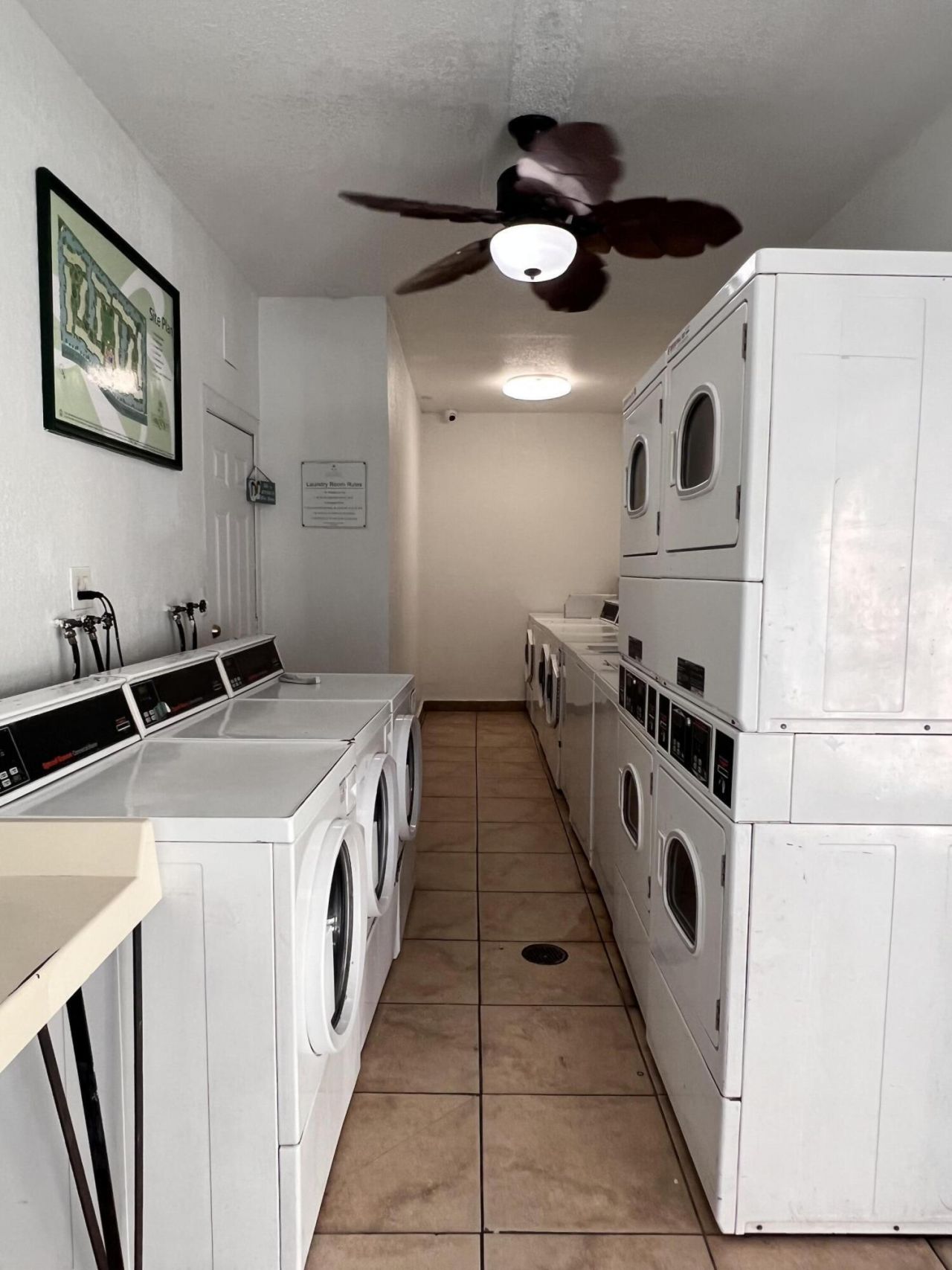 405 Executive Center Drive, Unit 208, West Palm Beach, FL 33401 Photo
