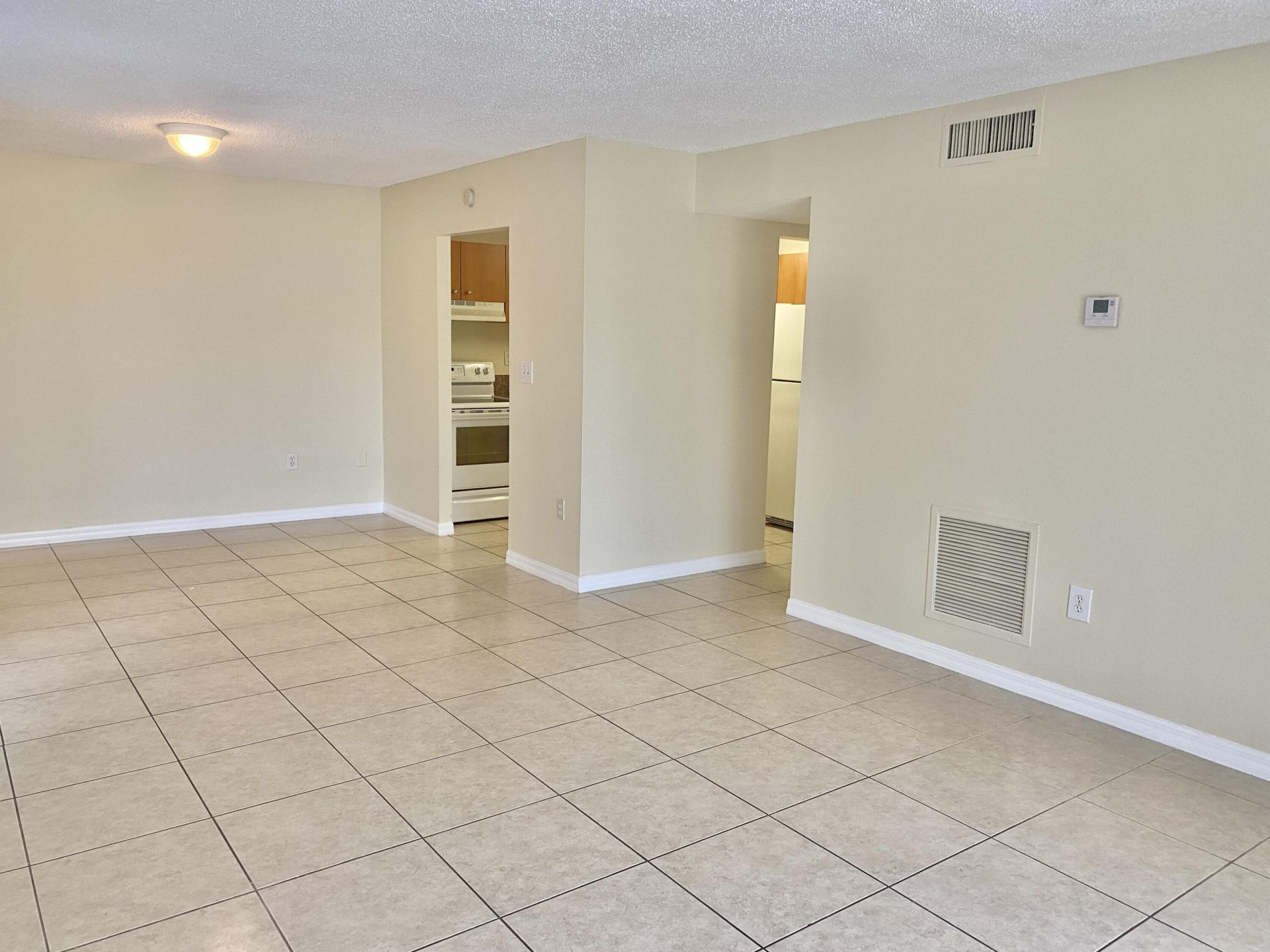 405 Executive Center Drive, Unit 208, West Palm Beach, FL 33401 Photo