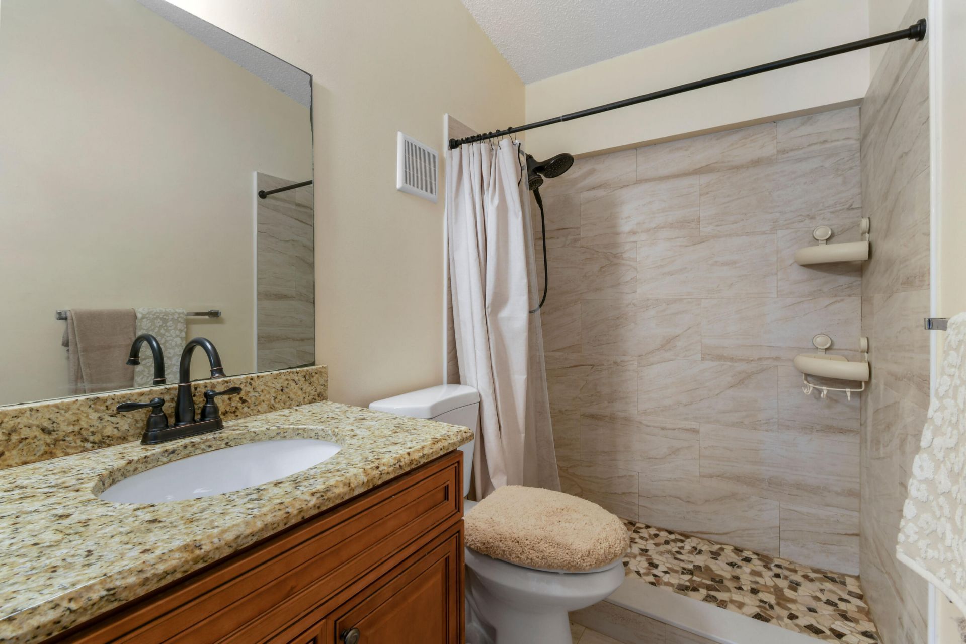 4 Knightsbridge Lane, Boynton Beach, FL 33426 Photo