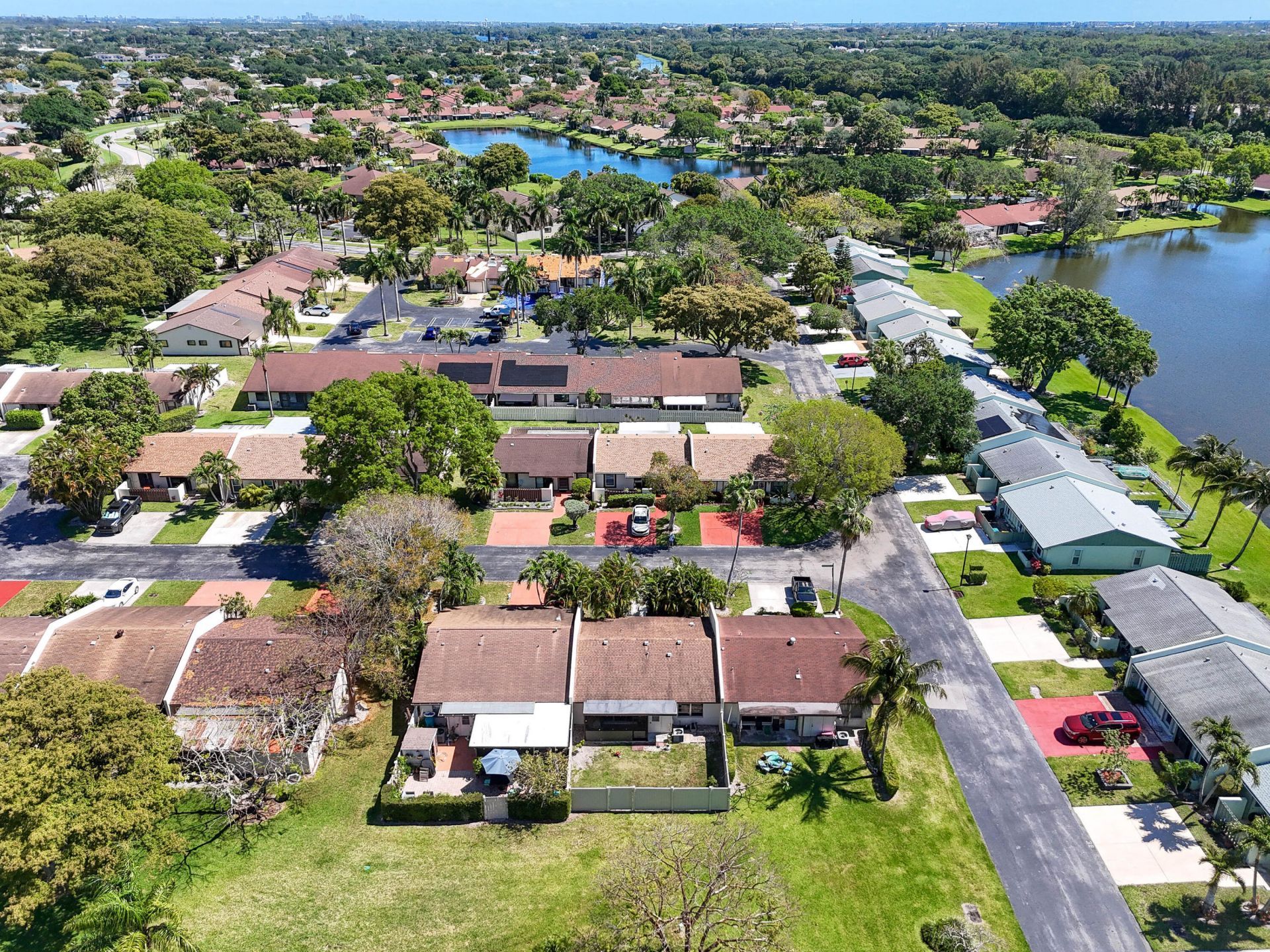 4 Knightsbridge Lane, Boynton Beach, FL 33426 Photo
