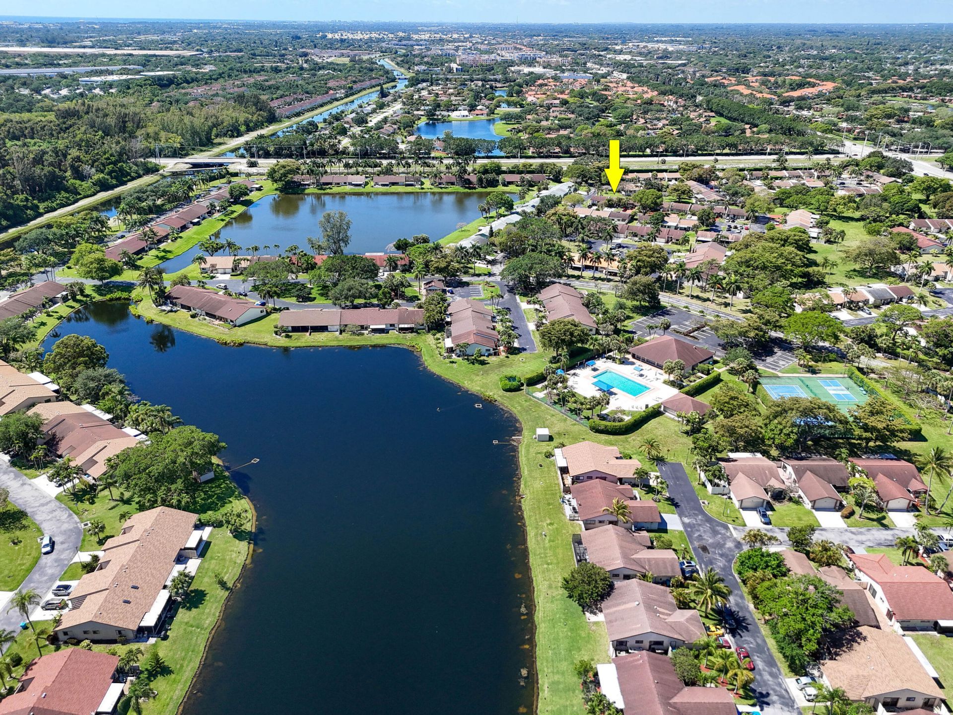 4 Knightsbridge Lane, Boynton Beach, FL 33426 Photo