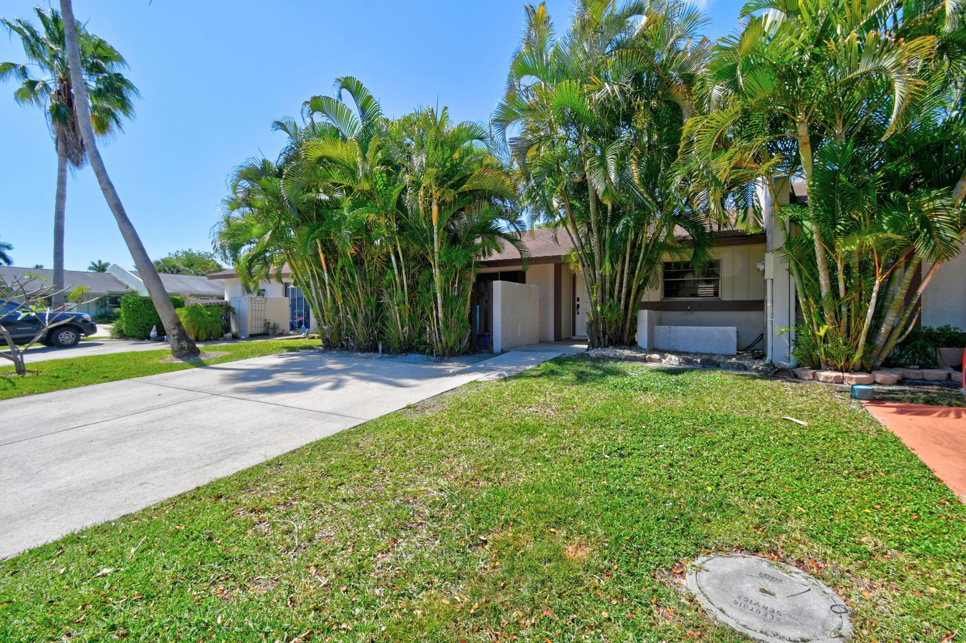 4 Knightsbridge Lane, Boynton Beach, FL 33426 Photo