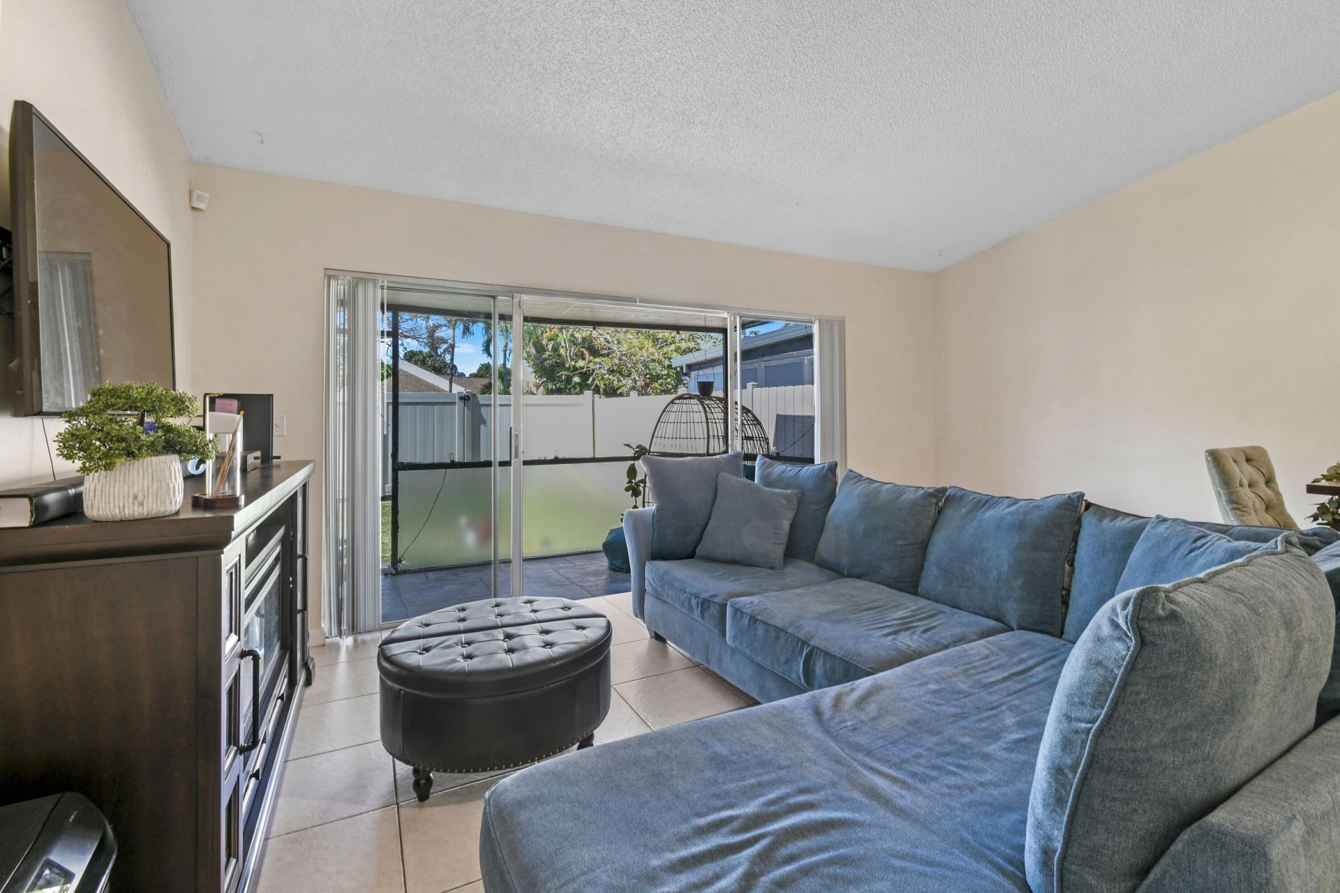 4 Knightsbridge Lane, Boynton Beach, FL 33426 Photo