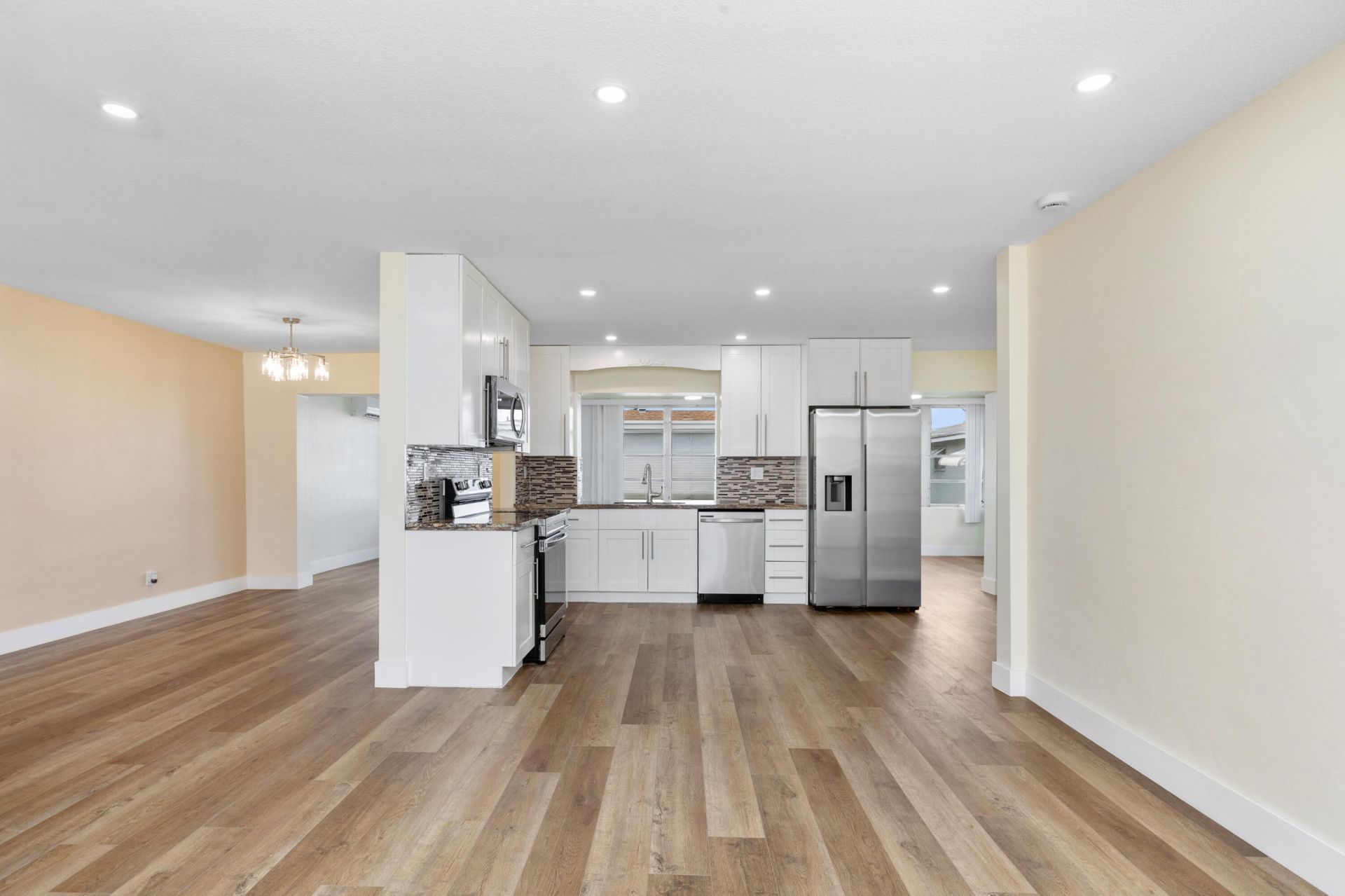 4405 NW 43rd Terrace, Tamarac, FL 33319 Photo