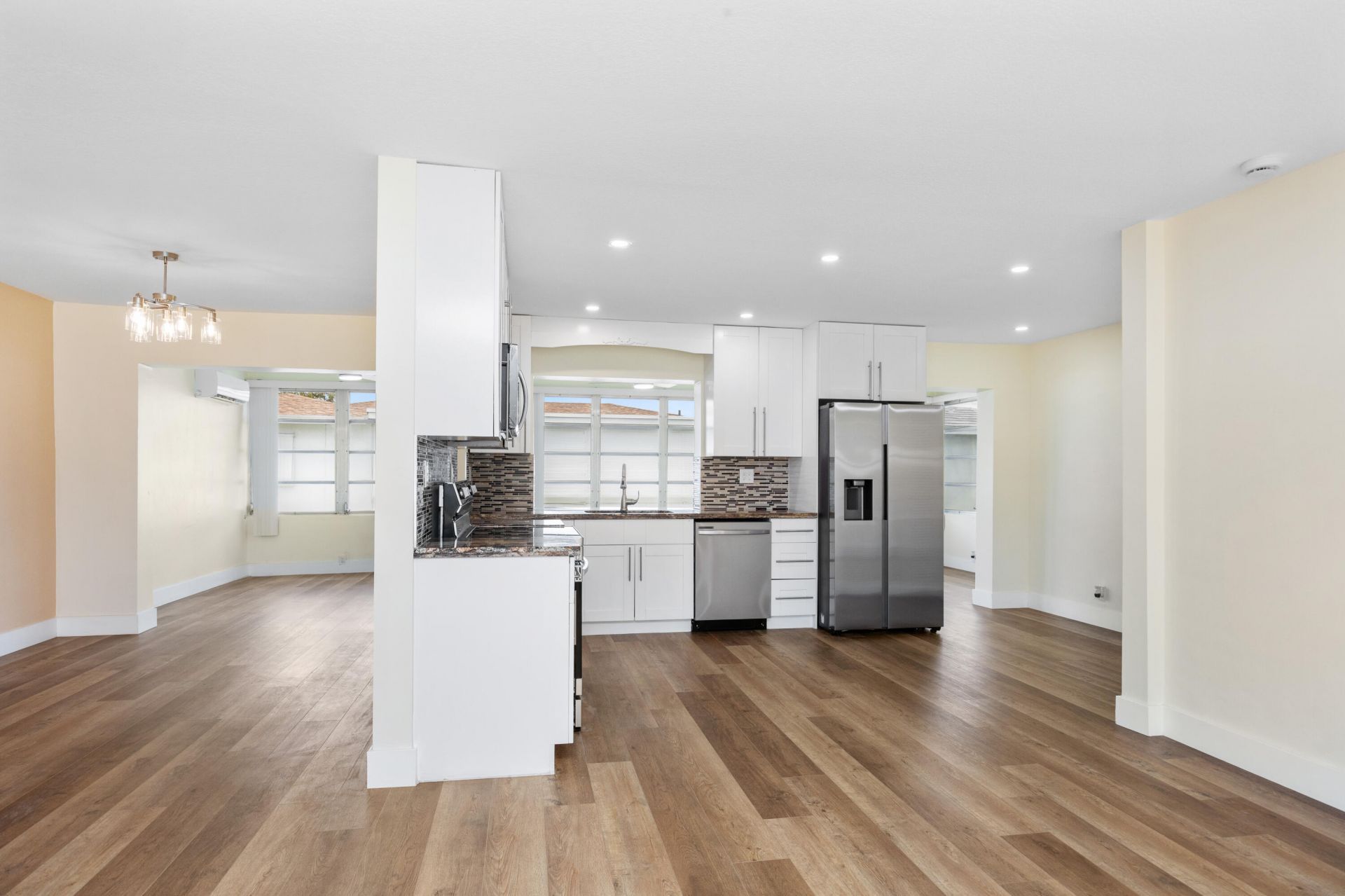 4405 NW 43rd Terrace, Tamarac, FL 33319 Photo