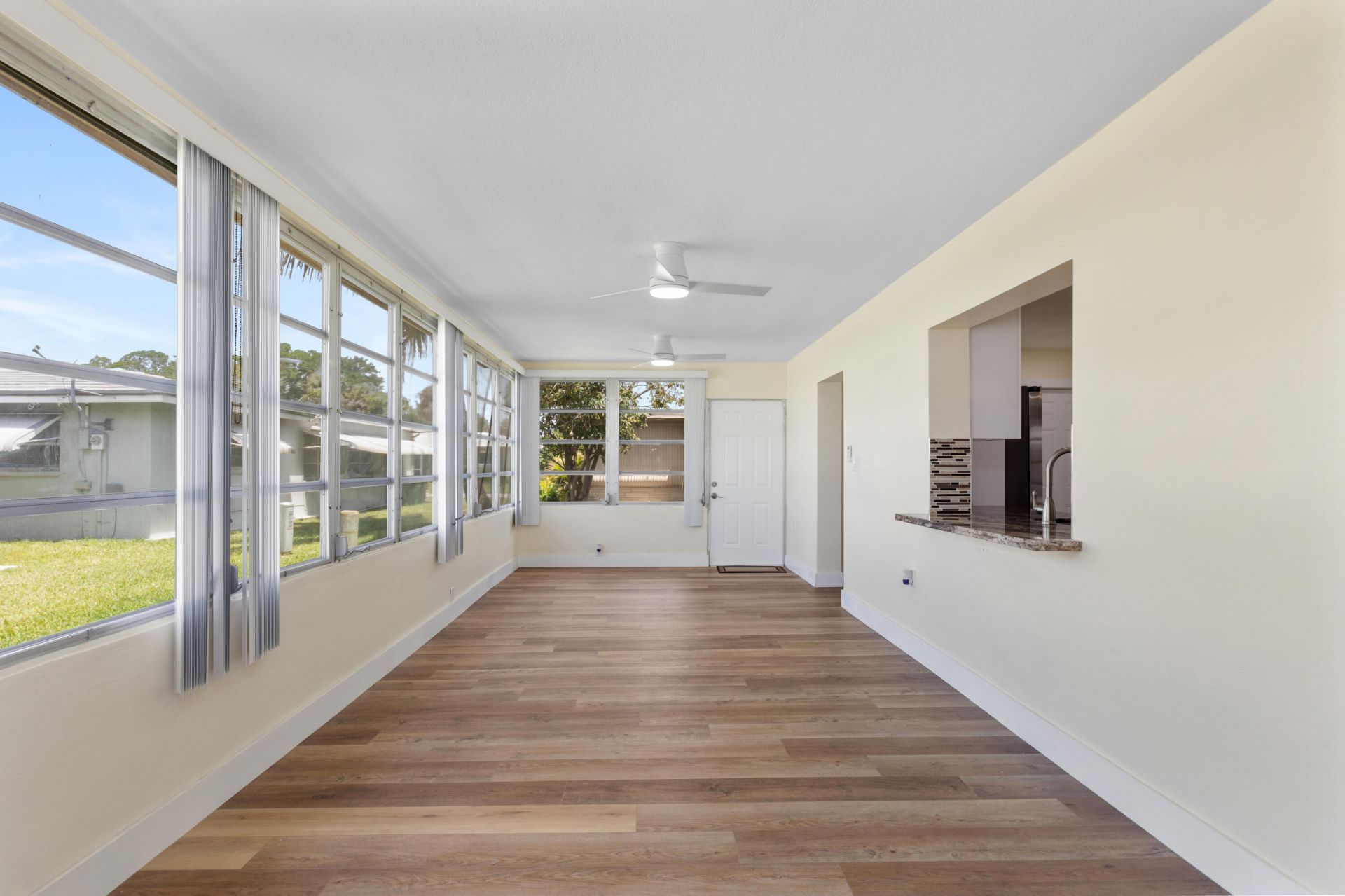 4405 NW 43rd Terrace, Tamarac, FL 33319 Photo