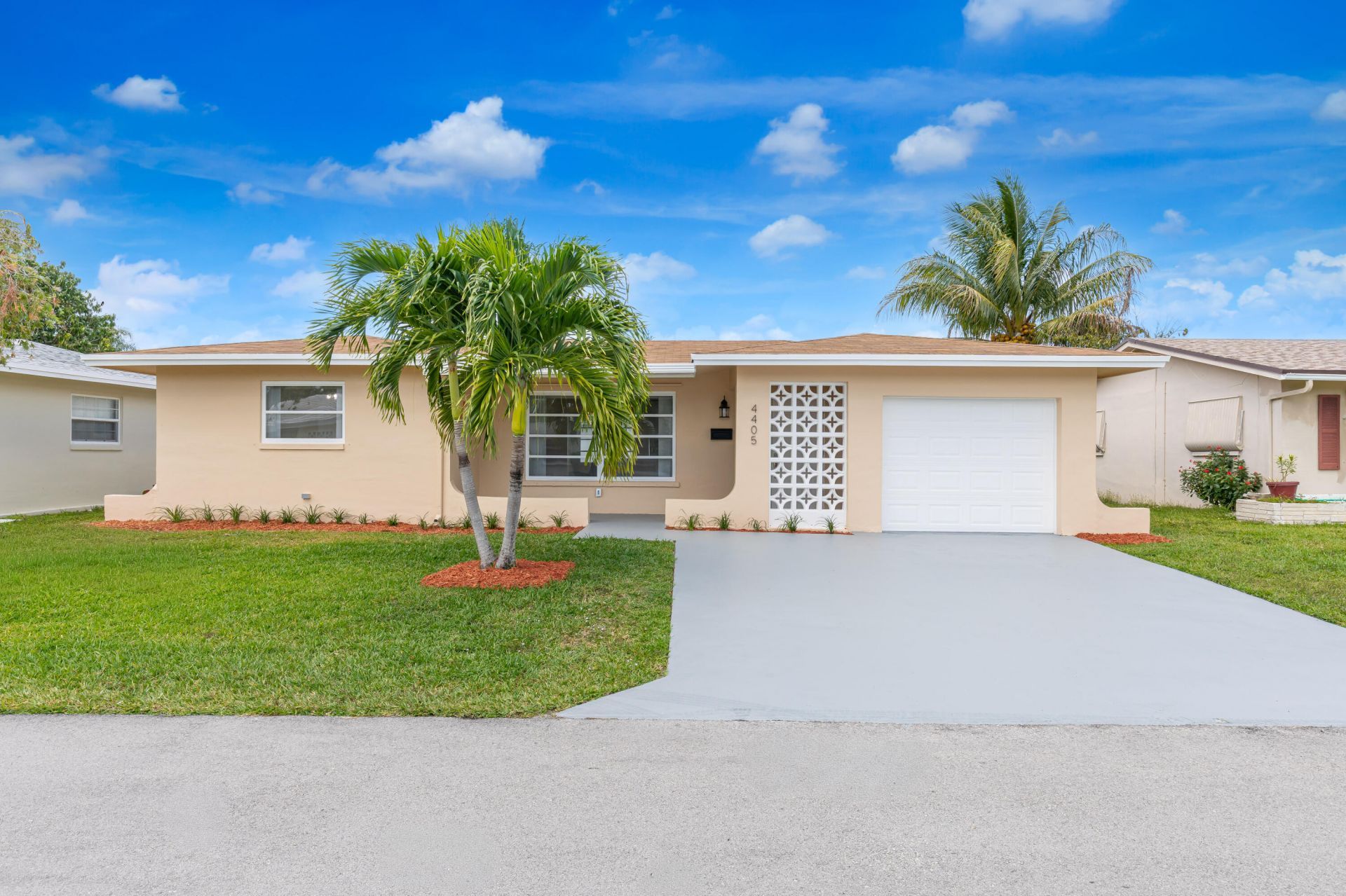 4405 NW 43rd Terrace, Tamarac, FL 33319 Photo