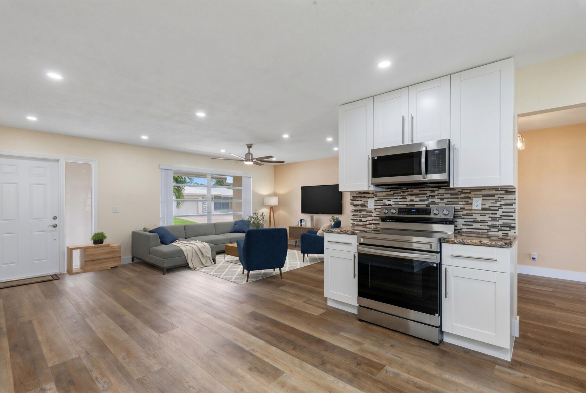 4405 NW 43rd Terrace, Tamarac, FL 33319 Photo