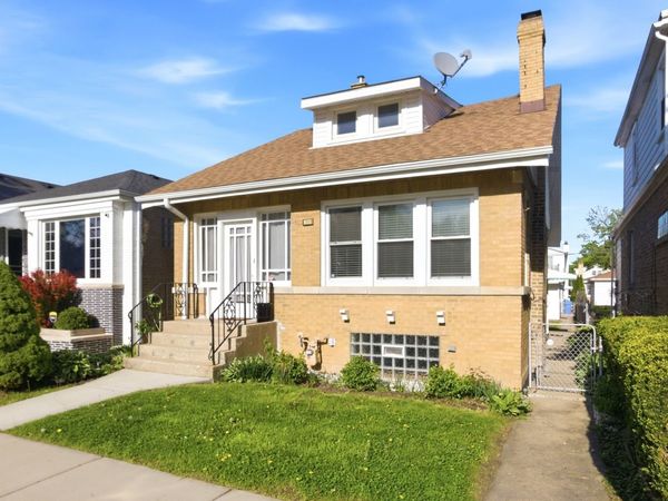 3803 N Odell Avenue , Chicago, IL 60634