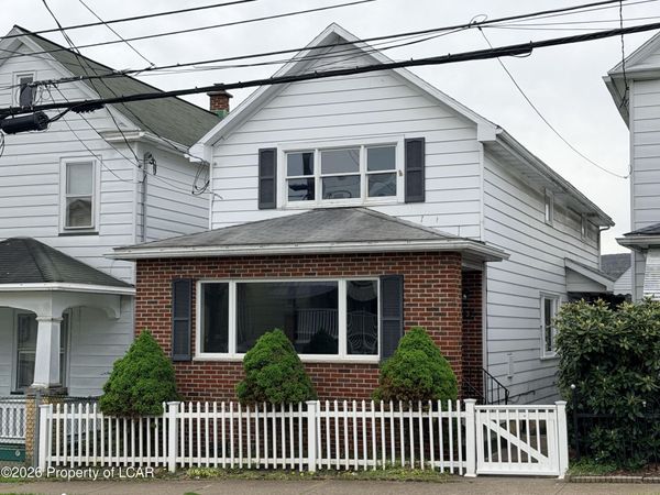 225 E Union Street, Nanticoke, PA 18634