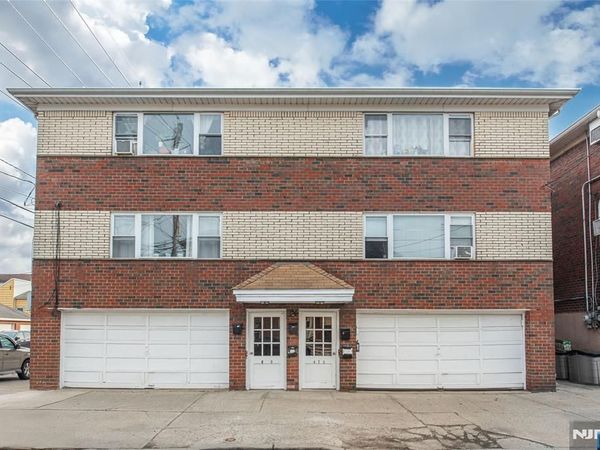 472 Walker Street, FAIRVIEW, NJ 07022