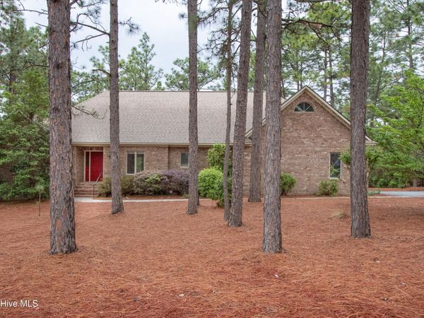 2 Interlachon Drive, Pinehurst, NC 28374