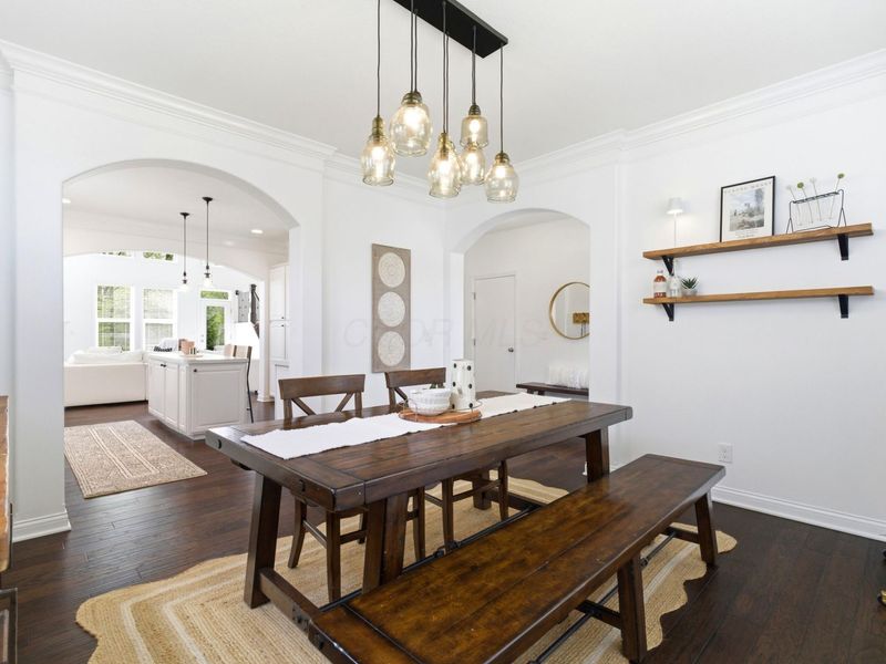 304 Glen Crossing Drive, Etna, OH 43062 Photo 8