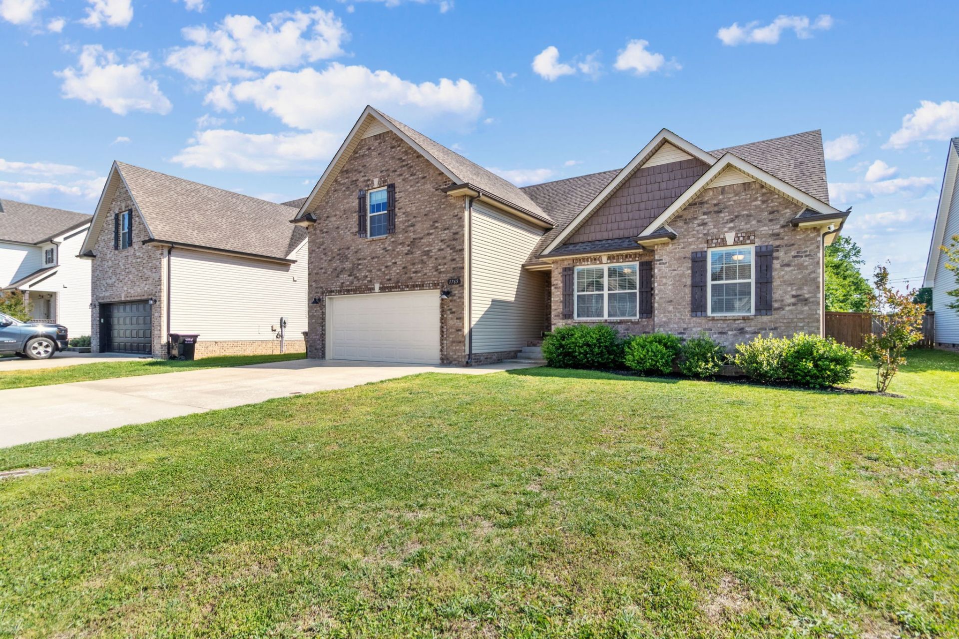 1765 Ellie Piper Cir, Clarksville, TN 37043 Main Photo