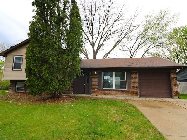 319 Dean Circle , Bolingbrook, IL 60440