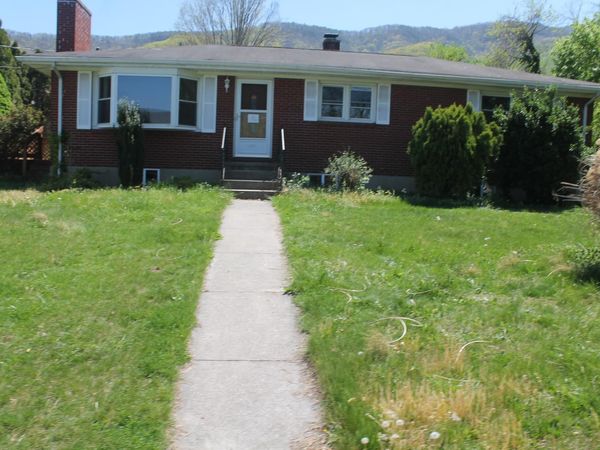 1305 Donovan ST , Selma, VA 24474