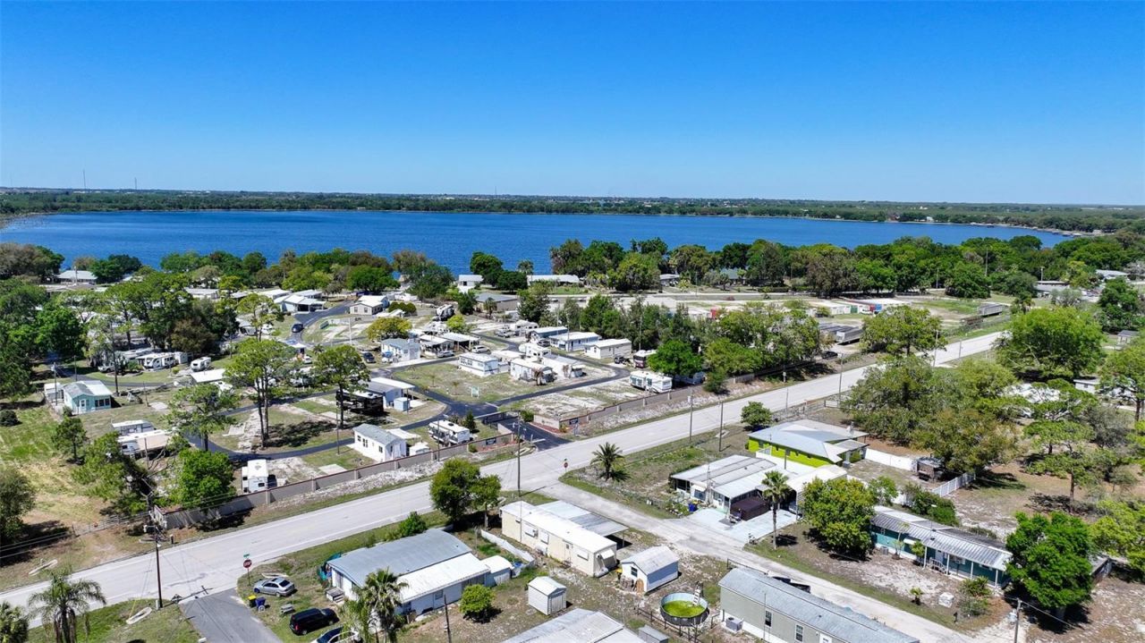 2400 San Miguel Avenue , Avon Park, FL 33825 Photo