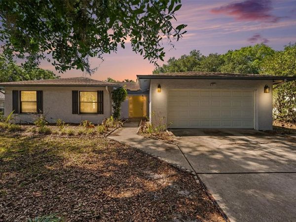 851 ROLLING WOODS LANE , LAKELAND, FL 33813