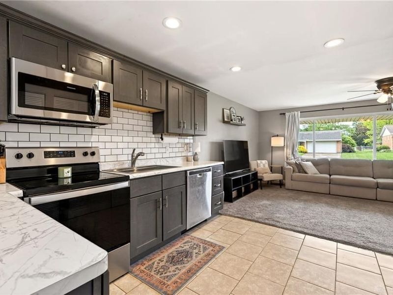 1003 Heathwood Drive, Englewood, OH 45322 Photo 12