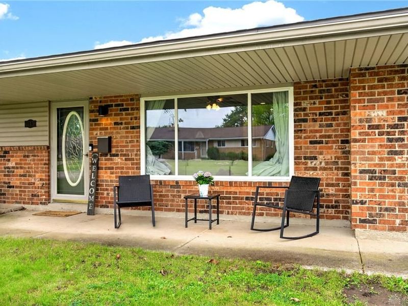 1003 Heathwood Drive, Englewood, OH 45322 Photo 4